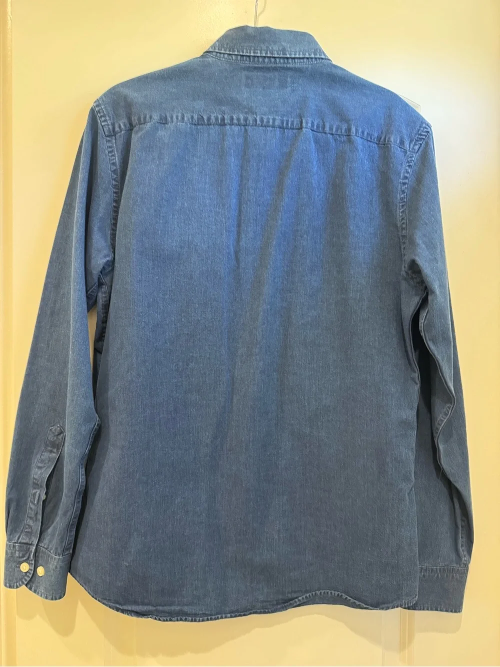 Banana Republic Slim Fit Dark Wash Denim Button Down Shirt Medium M